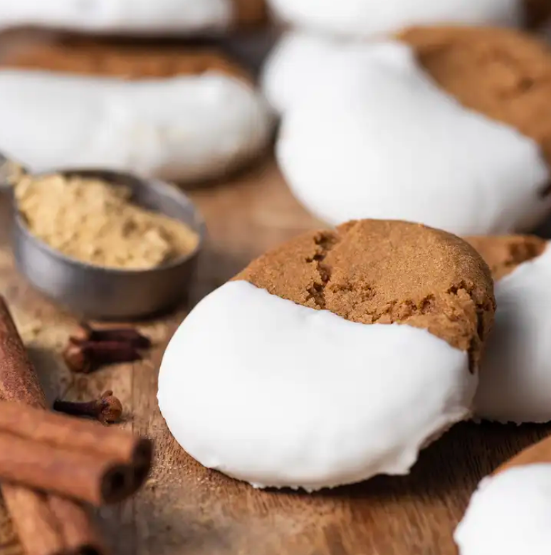 Iced Gingersnap